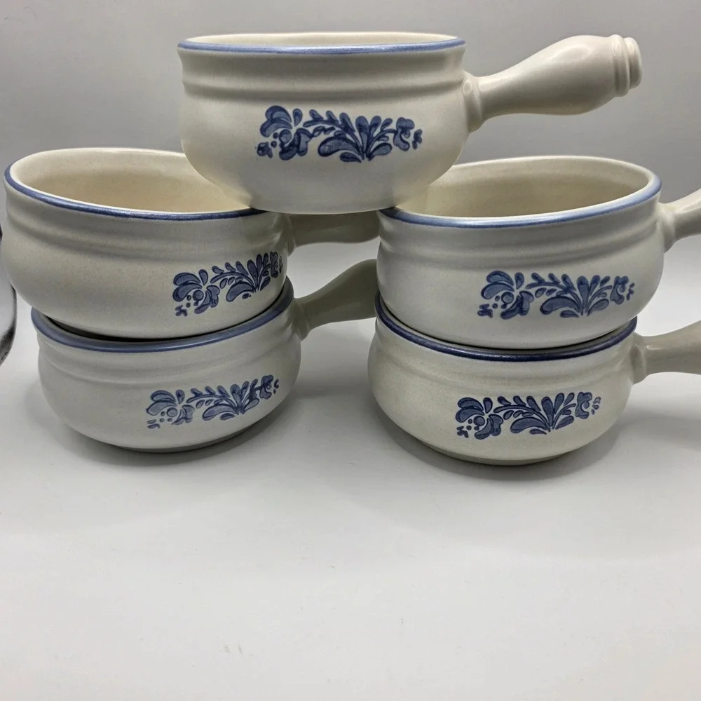 Vintage Pfaltzgraff Yorktownw French Onion Soup Bowls Set of 5 Blue Floral Cream